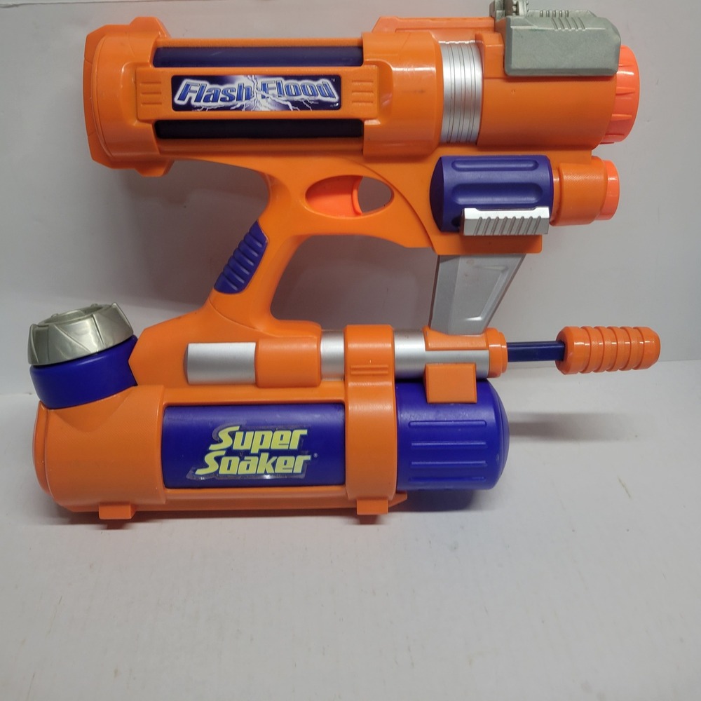 Hasbro Nerf Super Soaker Flash Flood 2004 Vintage Water Blaster Orange Purple